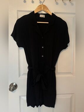 Aritzia Wilfred Free Black Romper Tie Waist Short Sleeve Size XXS